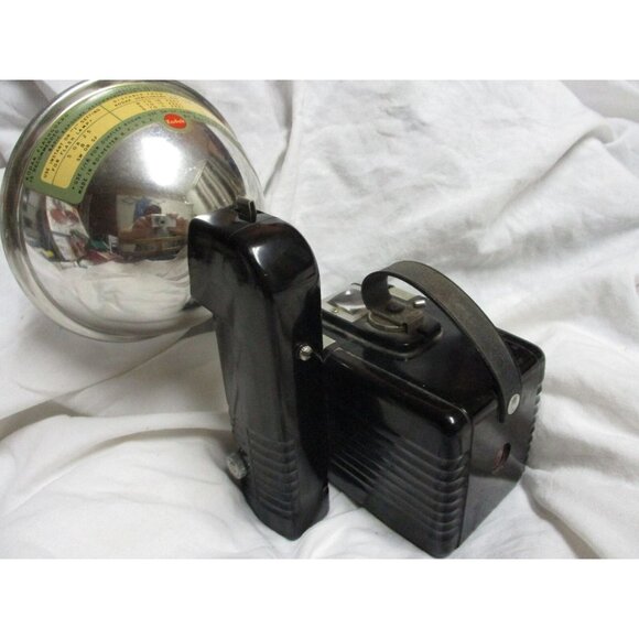 Vintage 1950's Hawkeye Camera Flash Model By Kodak - Picture 2 of 6